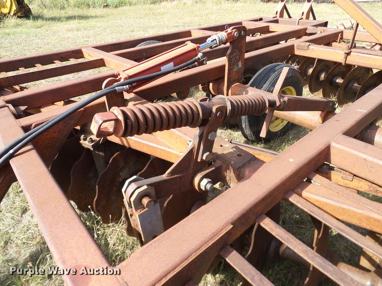 image for item DA6907 Sunflower F12 off-set disk