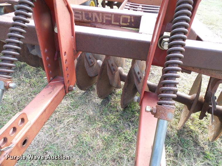 image for item DA6907 Sunflower F12 off-set disk