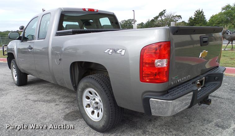 image for item DA6908 2012 Chevrolet Silverado 1500 Ext. Cab pickup truck