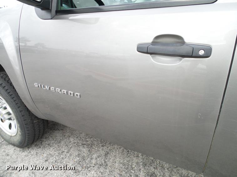 image for item DA6908 2012 Chevrolet Silverado 1500 Ext. Cab pickup truck