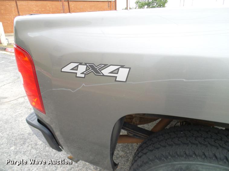 image for item DA6908 2012 Chevrolet Silverado 1500 Ext. Cab pickup truck