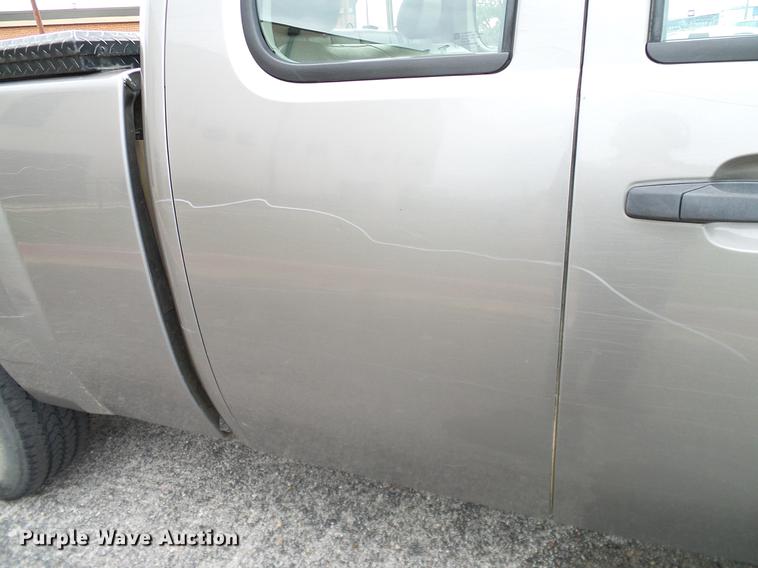 image for item DA6908 2012 Chevrolet Silverado 1500 Ext. Cab pickup truck