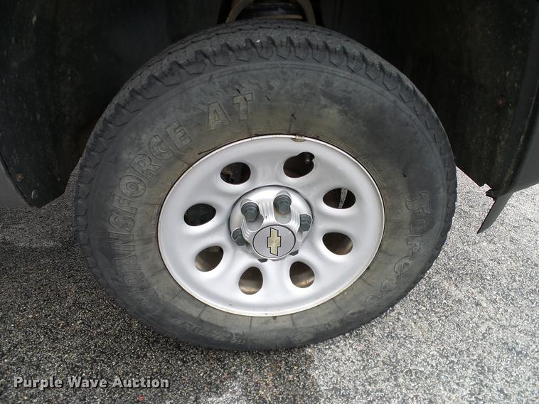 image for item DA6908 2012 Chevrolet Silverado 1500 Ext. Cab pickup truck