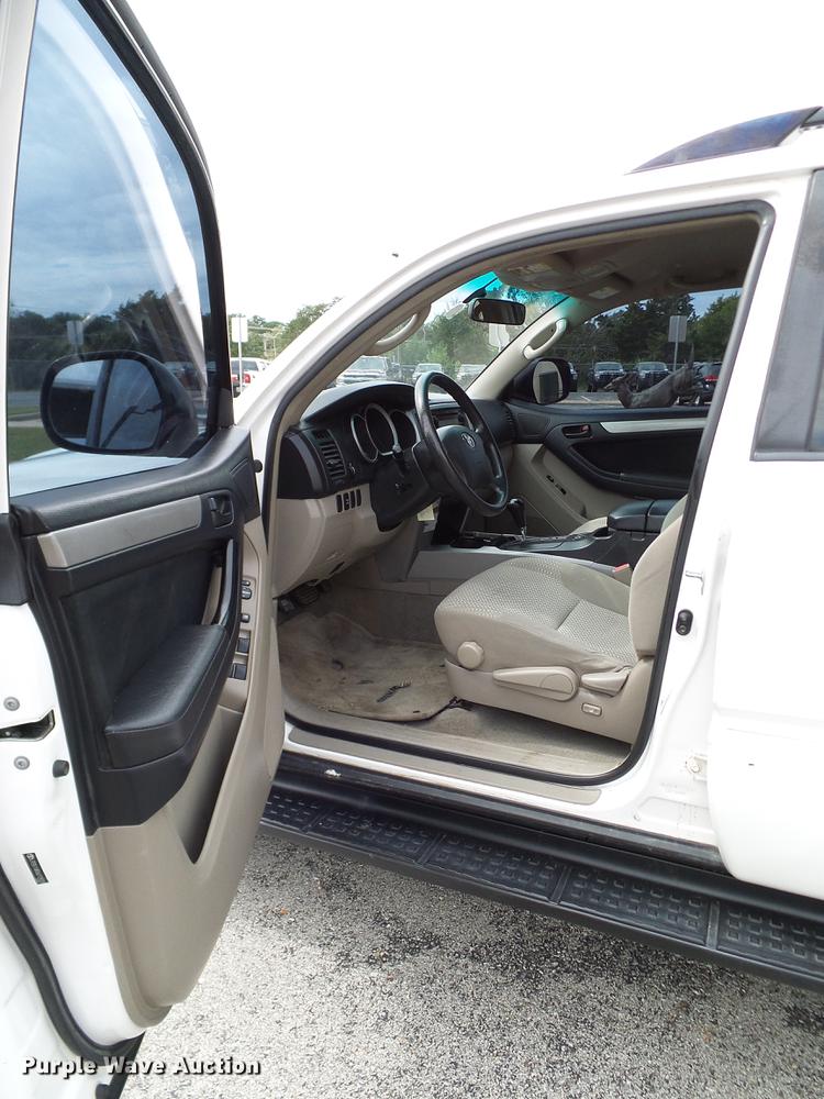 image for item DA6909 2006 Toyota 4Runner SR5 SUV