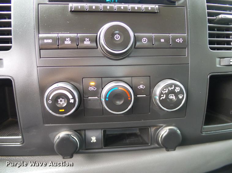 image for item DA6910 2011 Chevrolet Silverado 1500 Ext. Cab pickup truck