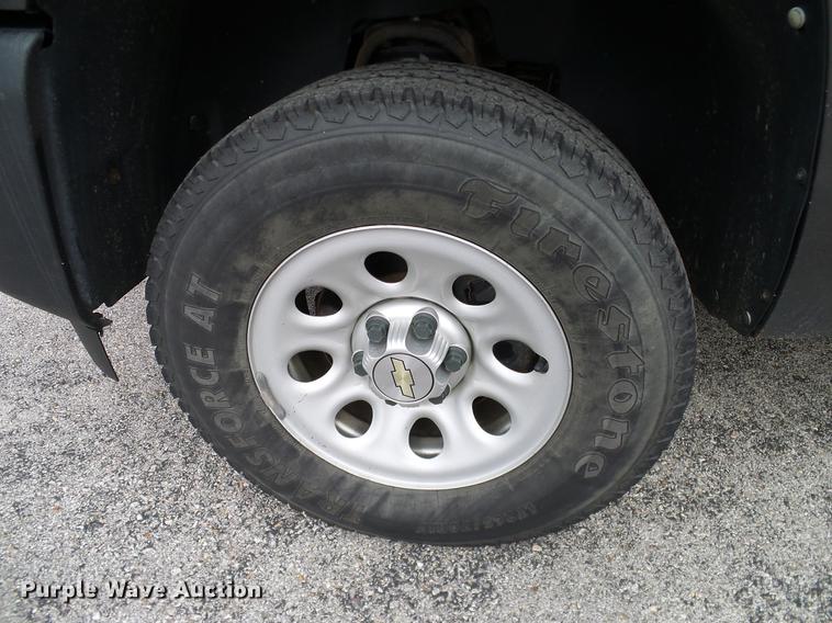 image for item DA6910 2011 Chevrolet Silverado 1500 Ext. Cab pickup truck