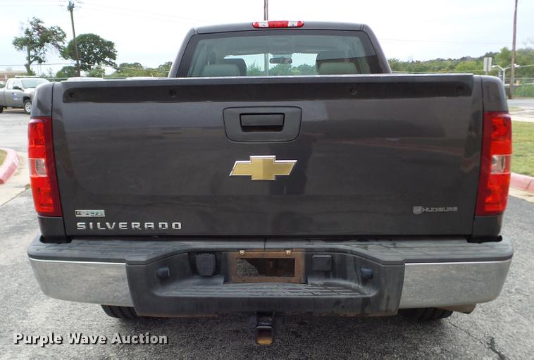 image for item DA6911 2011 Chevrolet Silverado 1500 Ext. Cab pickup truck