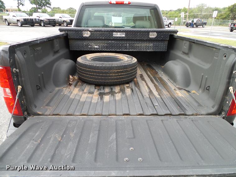 image for item DA6911 2011 Chevrolet Silverado 1500 Ext. Cab pickup truck