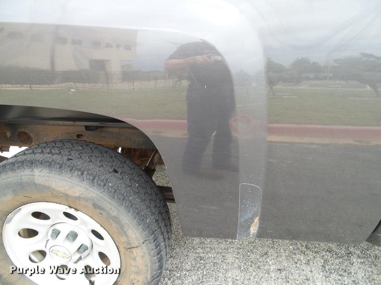 image for item DA6911 2011 Chevrolet Silverado 1500 Ext. Cab pickup truck