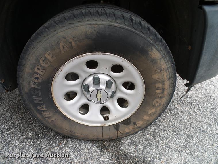 image for item DA6911 2011 Chevrolet Silverado 1500 Ext. Cab pickup truck