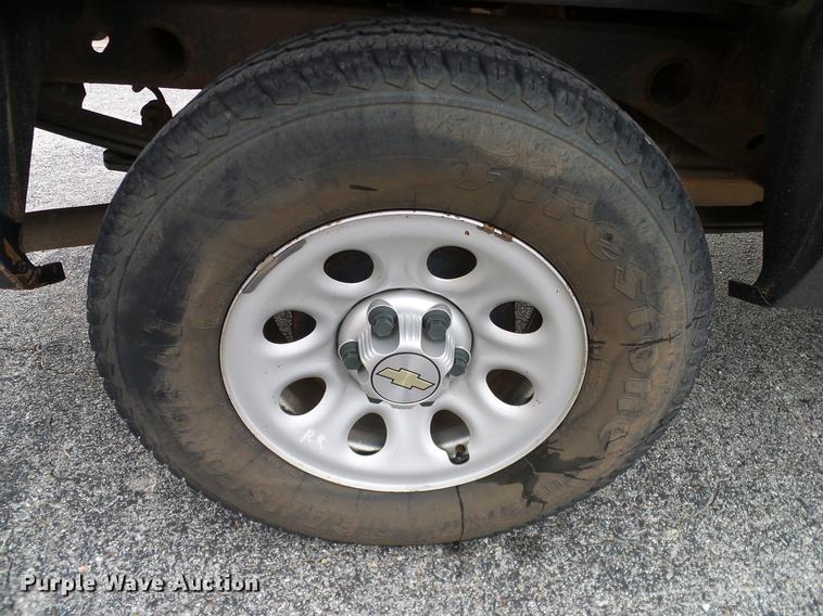 image for item DA6911 2011 Chevrolet Silverado 1500 Ext. Cab pickup truck