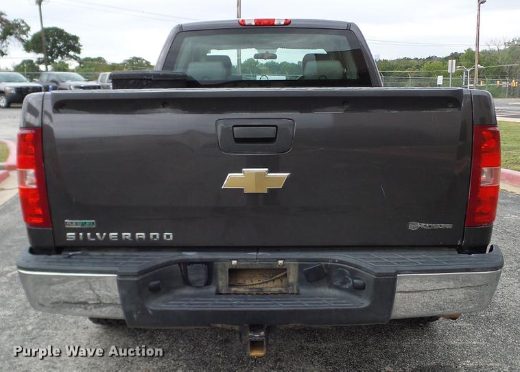 image for item DA6912 2011 Chevrolet Silverado 1500 Ext. Cab pickup truck