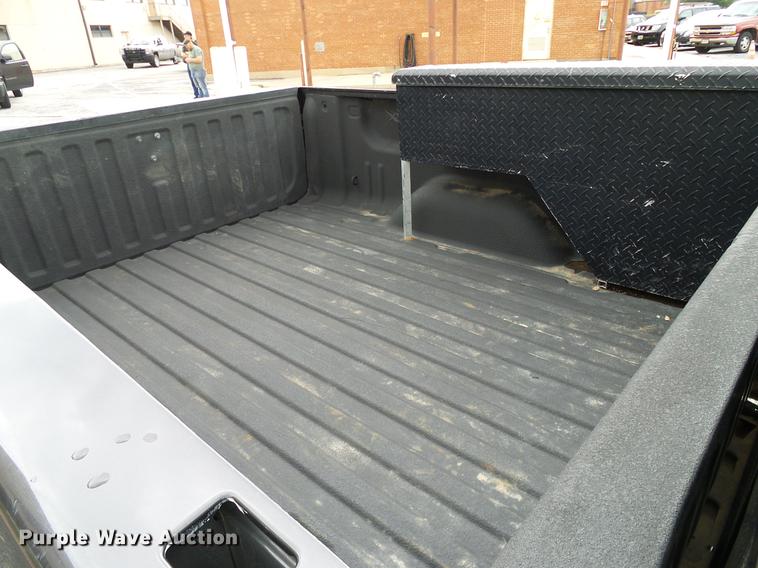 image for item DA6912 2011 Chevrolet Silverado 1500 Ext. Cab pickup truck