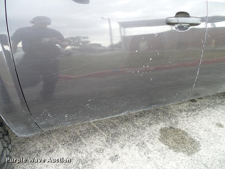 image for item DA6912 2011 Chevrolet Silverado 1500 Ext. Cab pickup truck