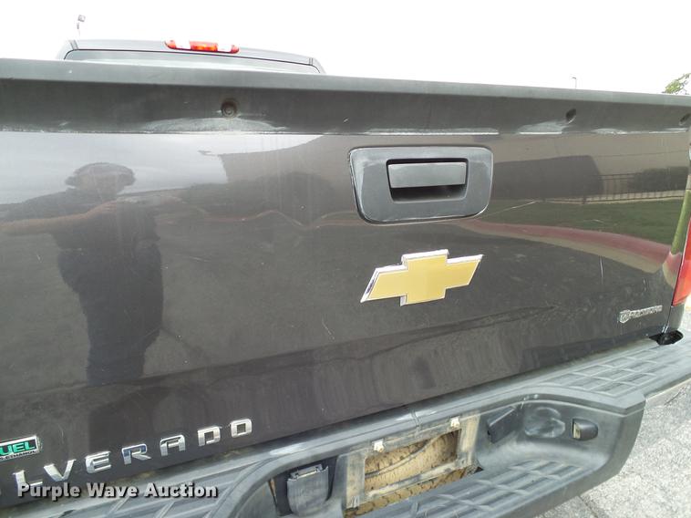 image for item DA6912 2011 Chevrolet Silverado 1500 Ext. Cab pickup truck