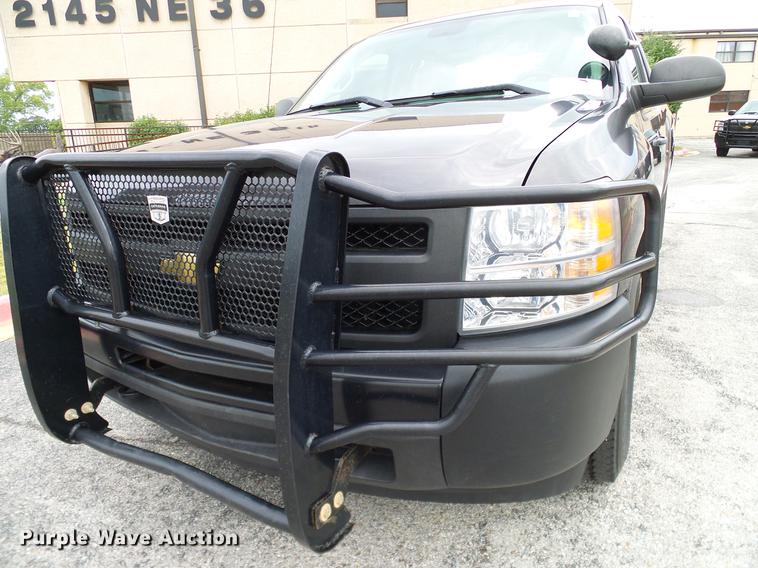 image for item DA6913 2011 Chevrolet Silverado 1500 Ext. Cab pickup truck