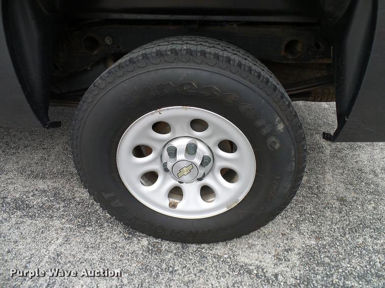 image for item DA6913 2011 Chevrolet Silverado 1500 Ext. Cab pickup truck