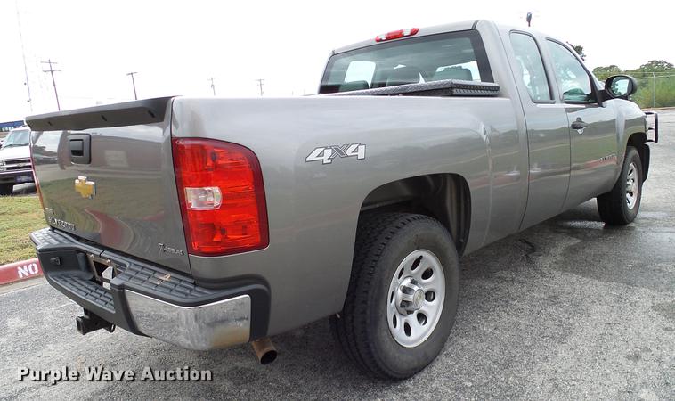 image for item DA6914 2012 Chevrolet Silverado 1500 Ext. Cab pickup truck