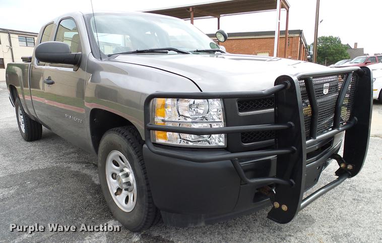 image for item DA6914 2012 Chevrolet Silverado 1500 Ext. Cab pickup truck