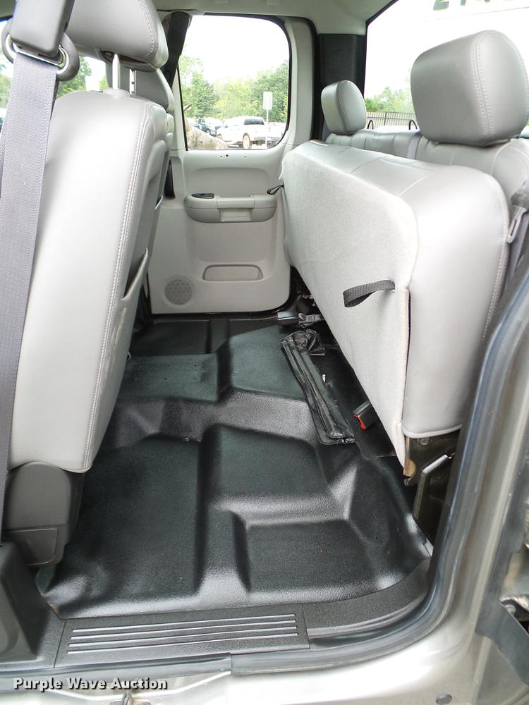 image for item DA6914 2012 Chevrolet Silverado 1500 Ext. Cab pickup truck