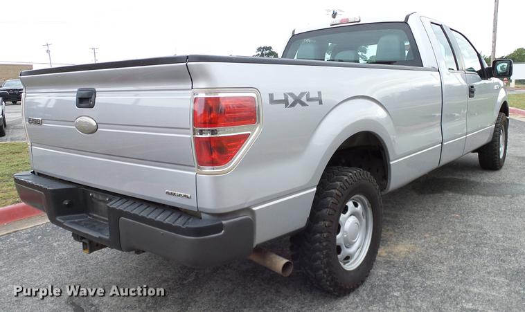 image for item DA6915 2011 Ford F150 XL SuperCab pickup truck