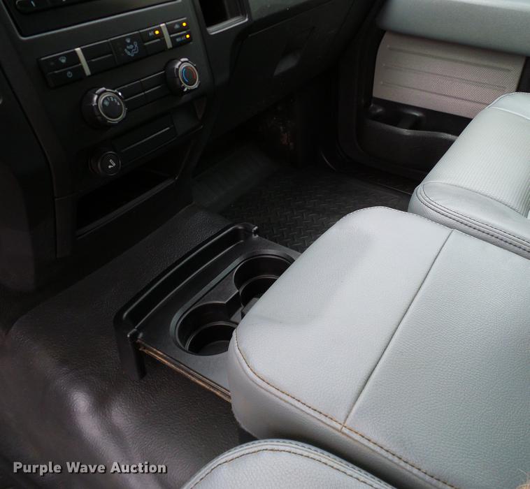 image for item DA6915 2011 Ford F150 XL SuperCab pickup truck