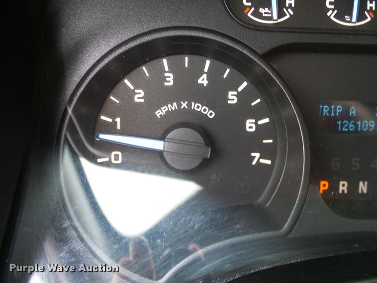 image for item DA6915 2011 Ford F150 XL SuperCab pickup truck