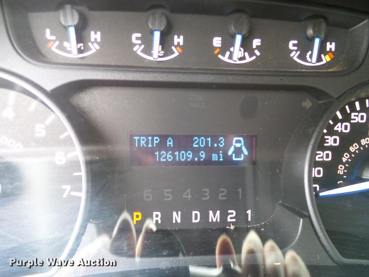 image for item DA6915 2011 Ford F150 XL SuperCab pickup truck