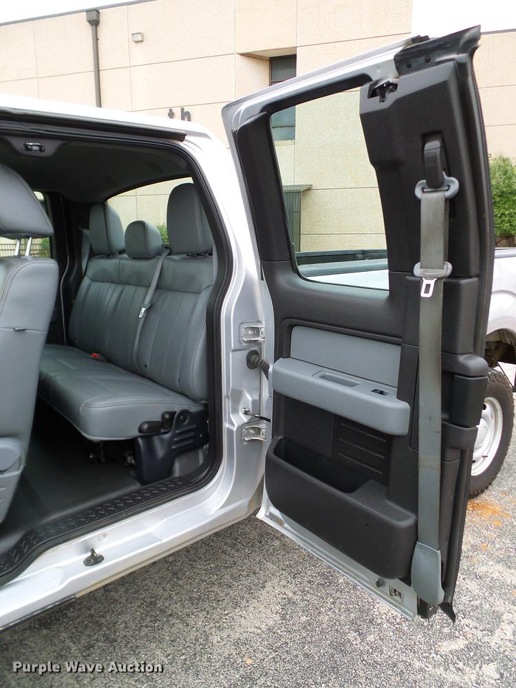 image for item DA6915 2011 Ford F150 XL SuperCab pickup truck