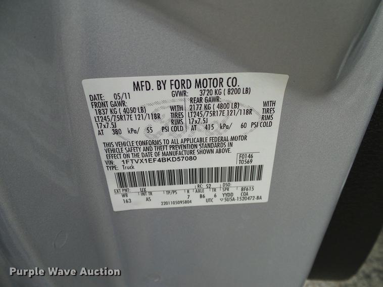 image for item DA6915 2011 Ford F150 XL SuperCab pickup truck