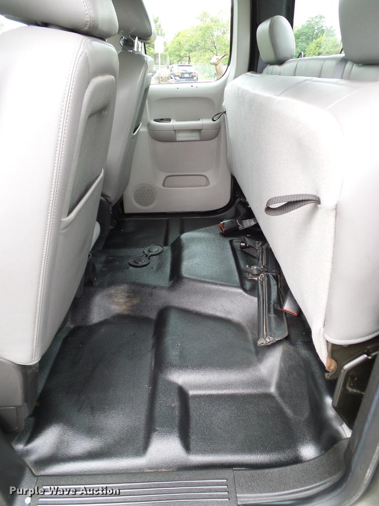 image for item DA6916 2012 Chevrolet Silverado 1500 Ext. Cab pickup truck