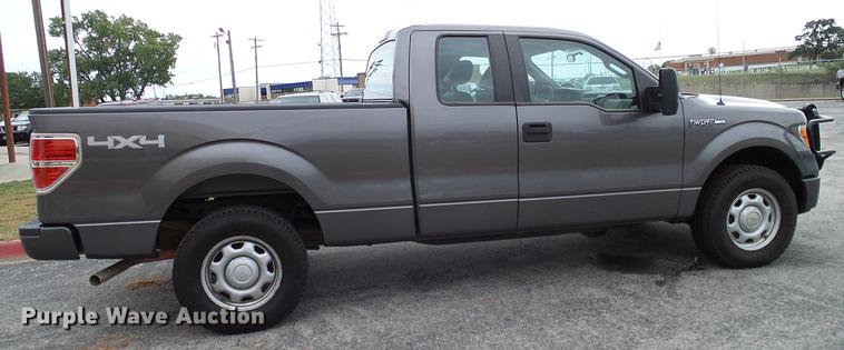 image for item DA6917 2010 Ford F150 XL SuperCab pickup truck