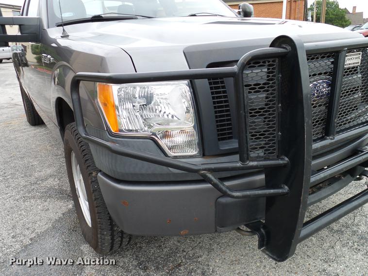 image for item DA6917 2010 Ford F150 XL SuperCab pickup truck