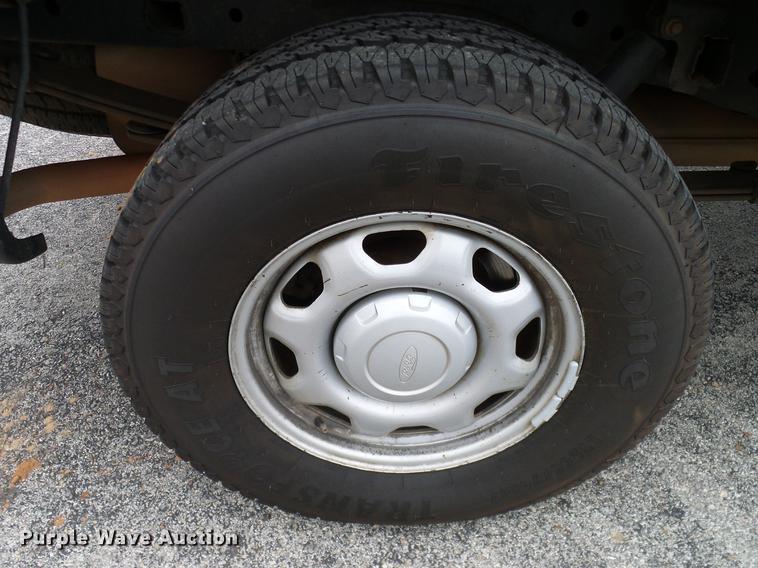 image for item DA6917 2010 Ford F150 XL SuperCab pickup truck