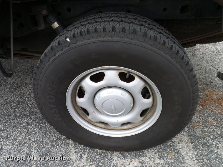 image for item DA6917 2010 Ford F150 XL SuperCab pickup truck