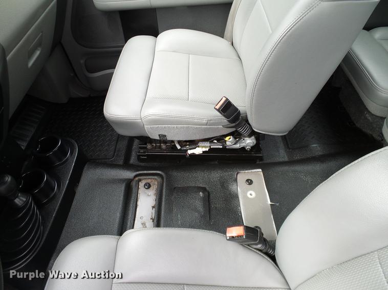 image for item DA6918 2006 Ford F150 XL SuperCab pickup truck