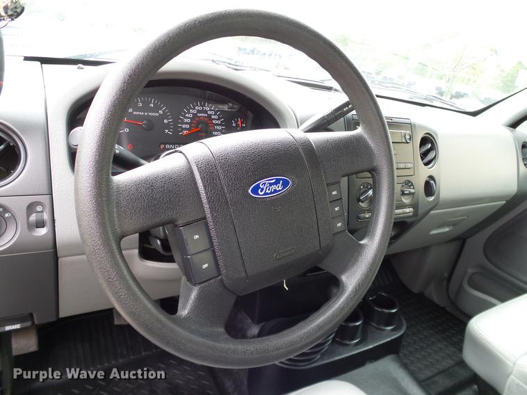 image for item DA6918 2006 Ford F150 XL SuperCab pickup truck