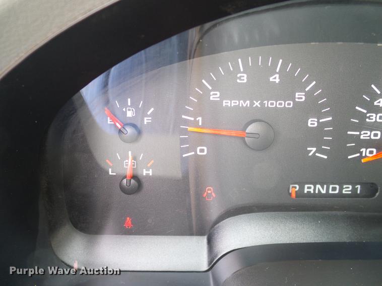 image for item DA6918 2006 Ford F150 XL SuperCab pickup truck