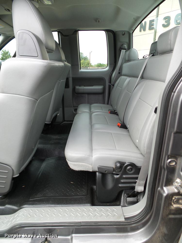 image for item DA6918 2006 Ford F150 XL SuperCab pickup truck