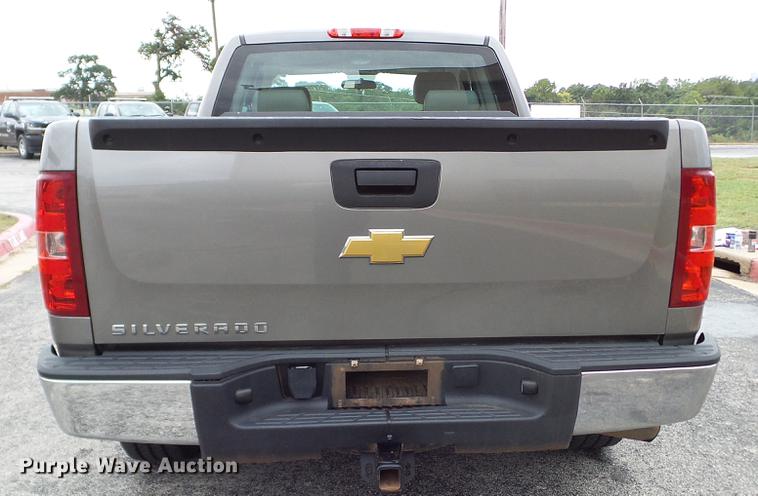 image for item DA6919 2013 Chevrolet Silverado 1500 Ext. Cab pickup truck