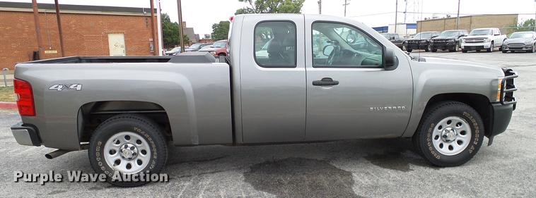 image for item DA6919 2013 Chevrolet Silverado 1500 Ext. Cab pickup truck