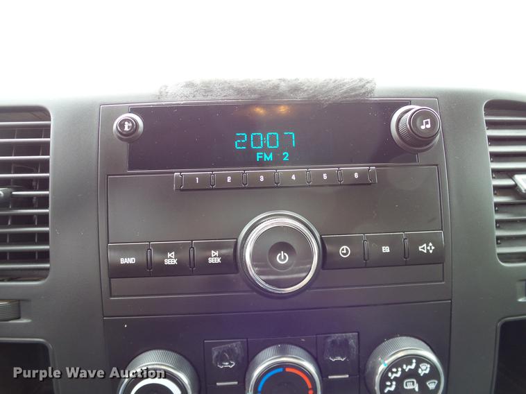 image for item DA6919 2013 Chevrolet Silverado 1500 Ext. Cab pickup truck