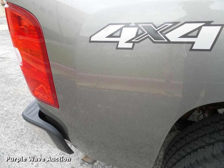 image for item DA6919 2013 Chevrolet Silverado 1500 Ext. Cab pickup truck