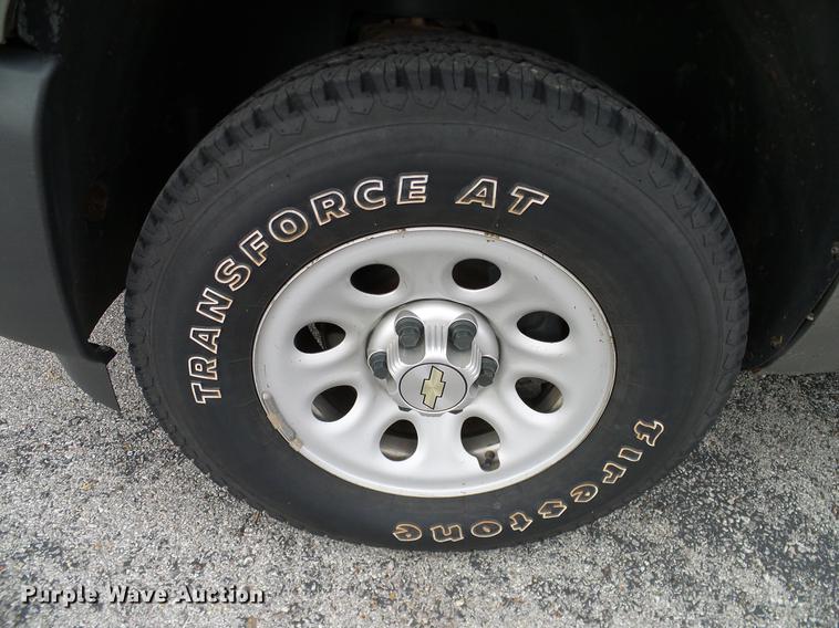 image for item DA6919 2013 Chevrolet Silverado 1500 Ext. Cab pickup truck