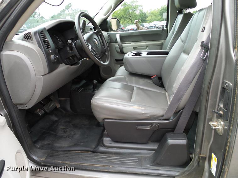 image for item DA6920 2012 Chevrolet Silverado 1500 Ext. Cab pickup truck