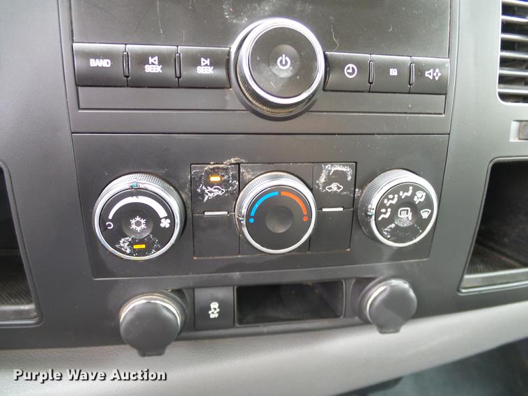 image for item DA6920 2012 Chevrolet Silverado 1500 Ext. Cab pickup truck