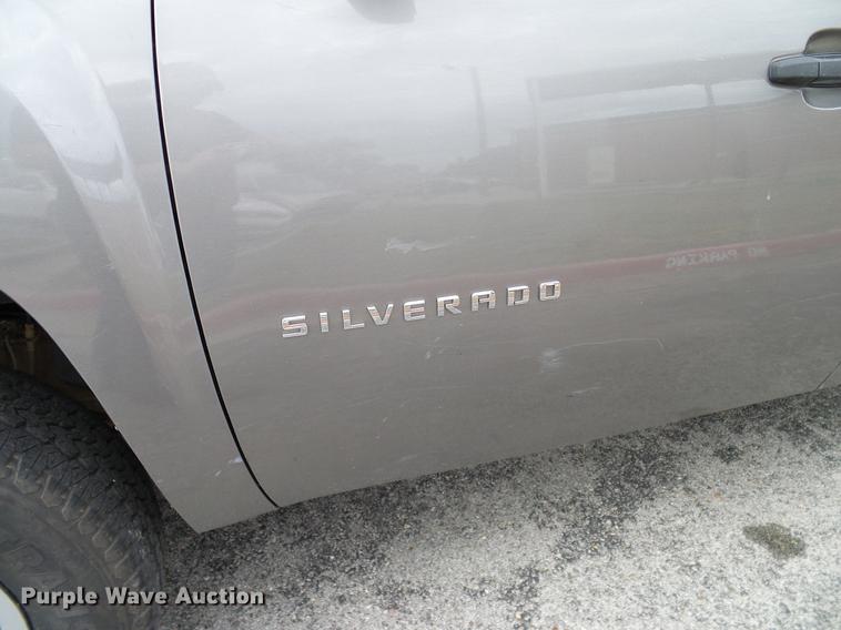 image for item DA6920 2012 Chevrolet Silverado 1500 Ext. Cab pickup truck