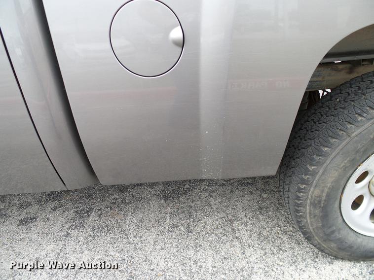 image for item DA6920 2012 Chevrolet Silverado 1500 Ext. Cab pickup truck