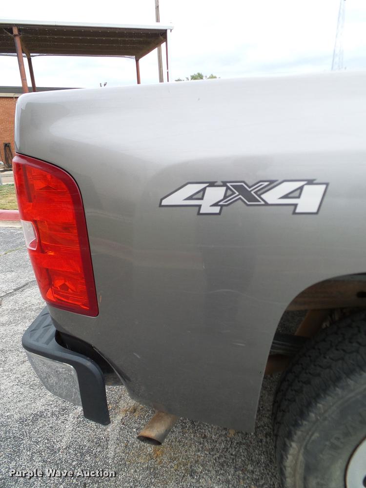 image for item DA6920 2012 Chevrolet Silverado 1500 Ext. Cab pickup truck