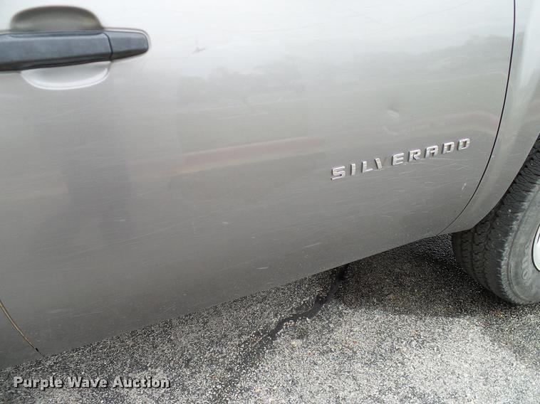 image for item DA6920 2012 Chevrolet Silverado 1500 Ext. Cab pickup truck